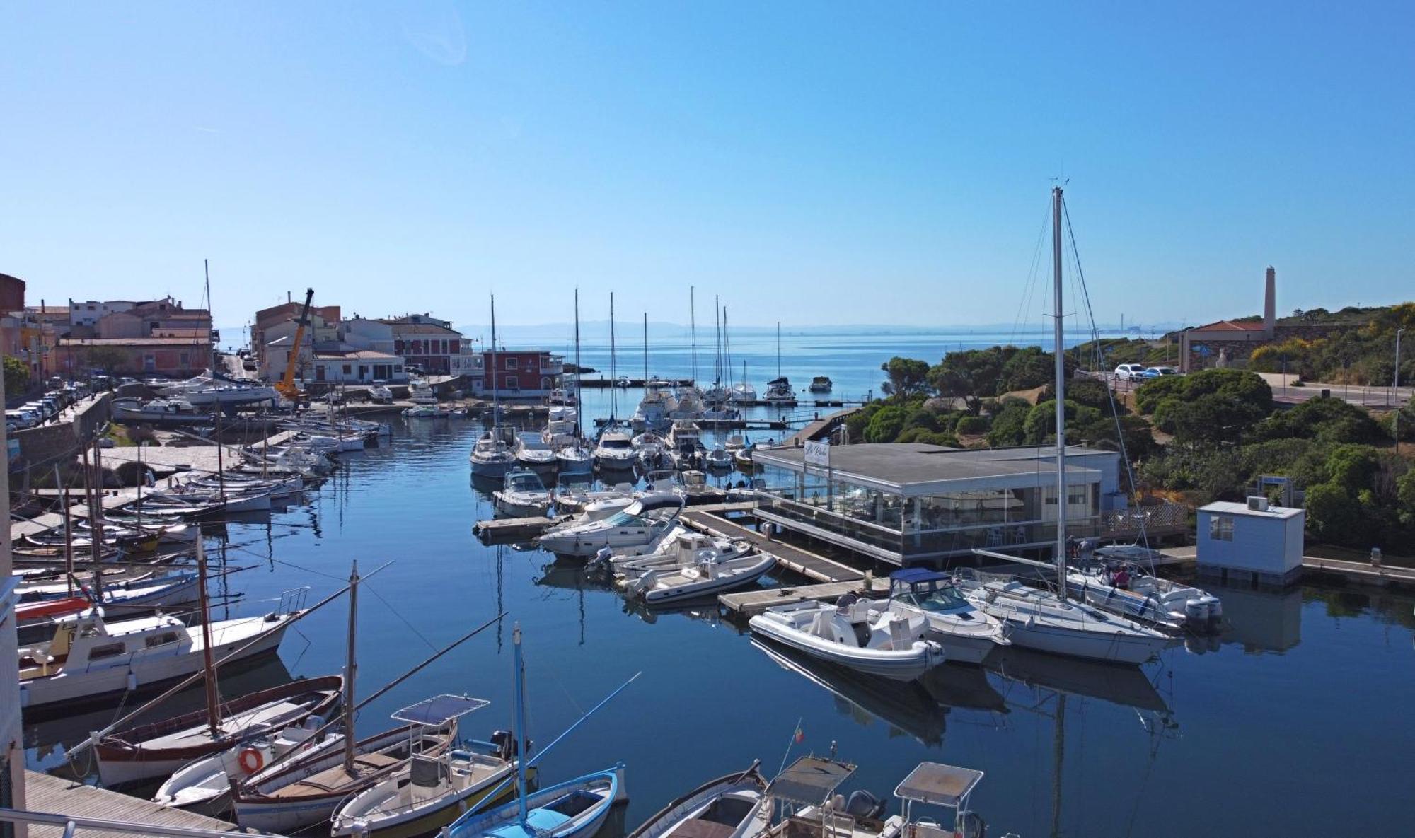 La Marina - Rooms In Stintino Exterior photo