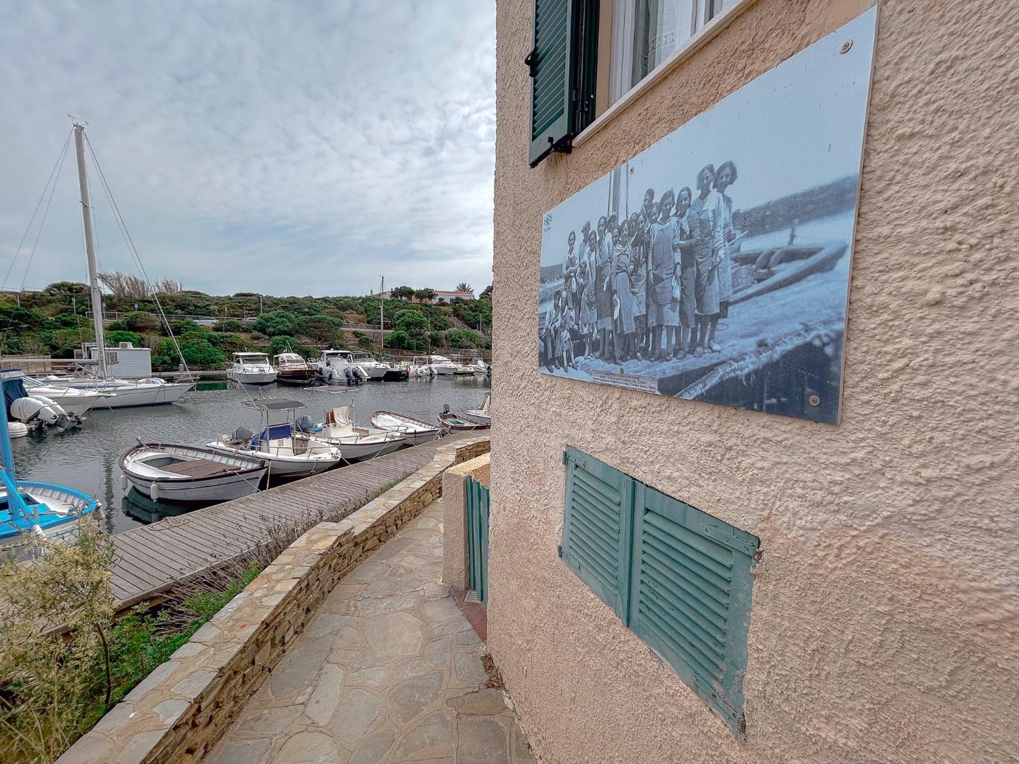 La Marina - Rooms In Stintino Exterior photo