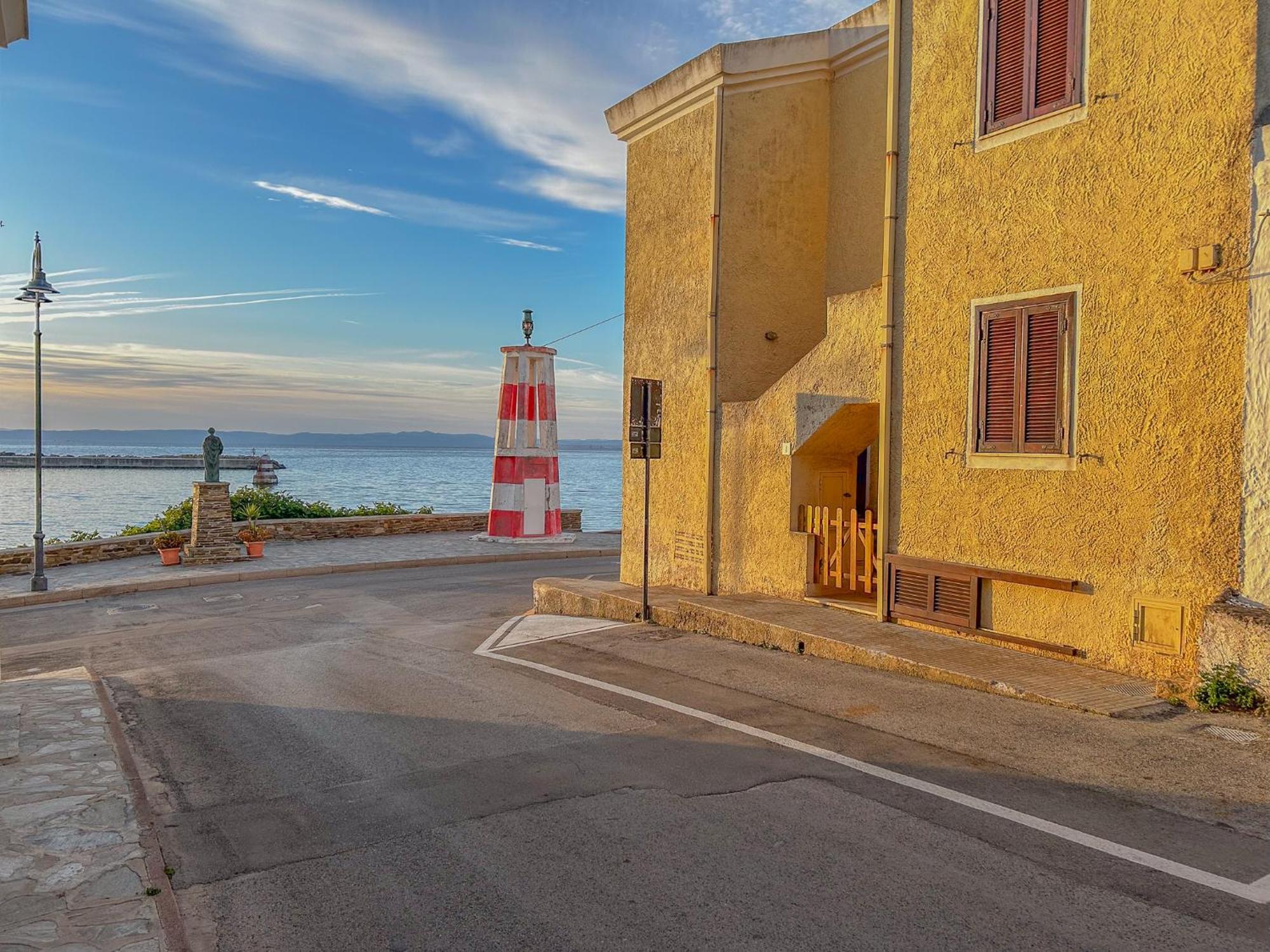 La Marina - Rooms In Stintino Exterior photo